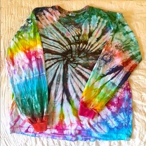 Tie dye long sleeve Tshirt New!